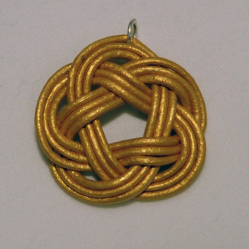 CU.CO.01. Colgante cuero.