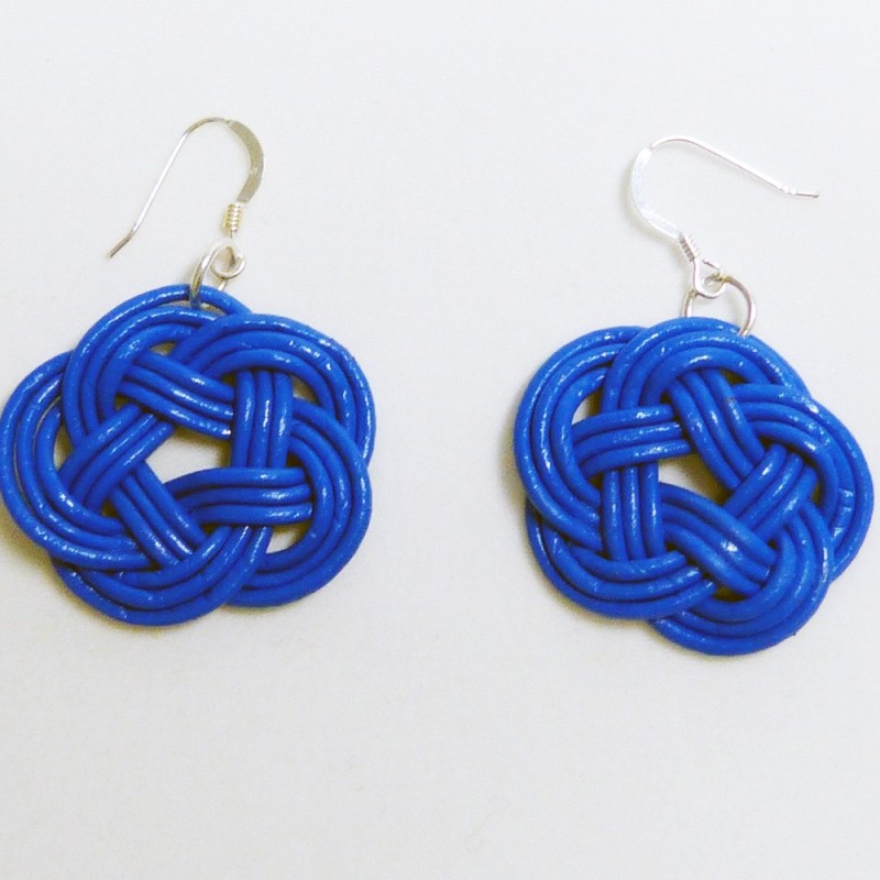 CU.PE.01. Pendientes cuero.