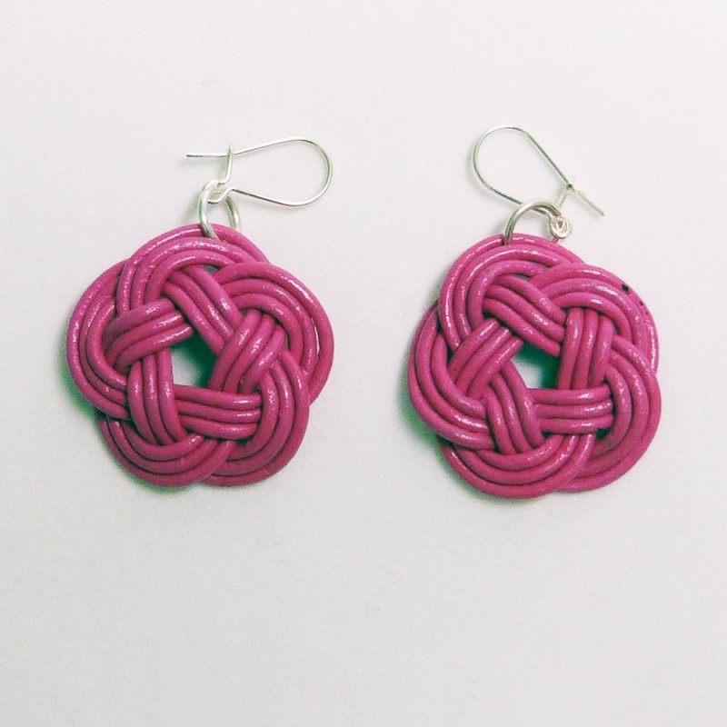 CU.PE.01. Pendientes cuero.