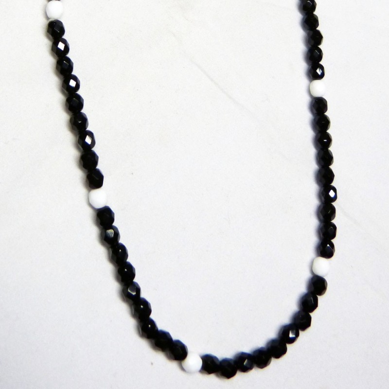 CO.PI.01. Collar piedras.