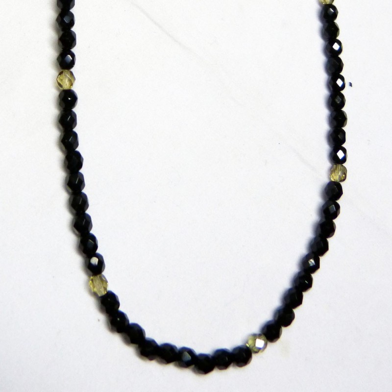 CO.PI.01. Collar piedras. 2