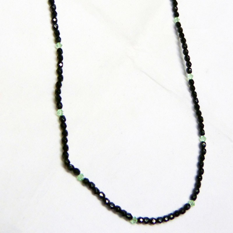CO.PI.02. Collar piedras.