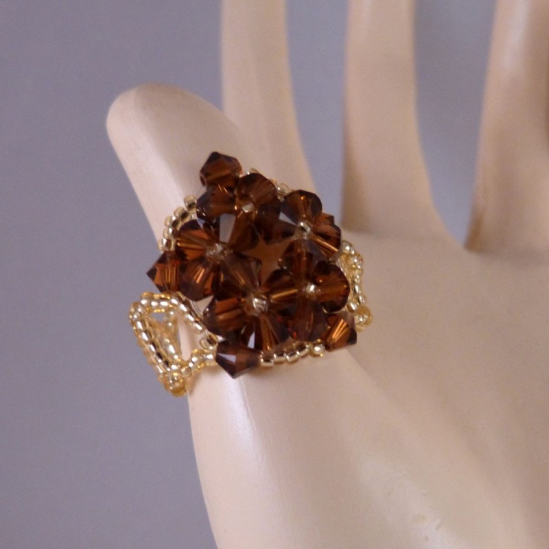 SW.AN.04. Anillo swarovski.