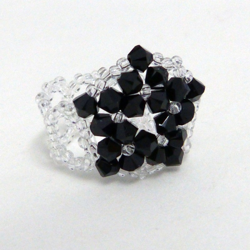 SW.AN.04. Anillo swarovski.
