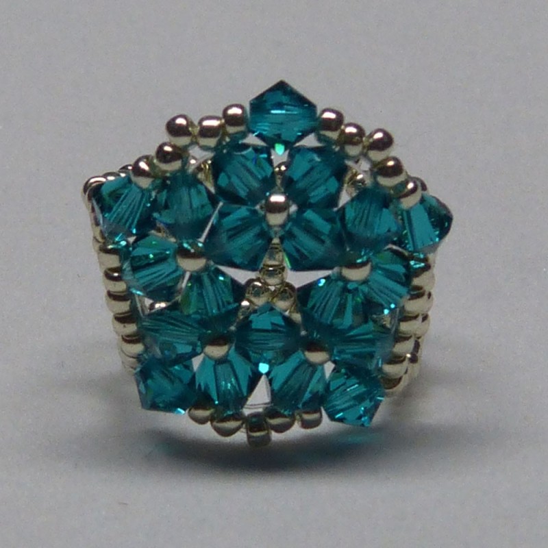 SW.AN.04. Anillo swarovski.