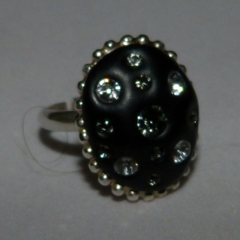 SW.AN.13. Anillo swarovski.