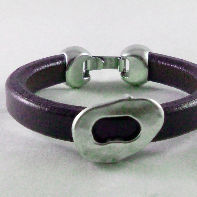 RG.PU.02. Pulsera regaliz.