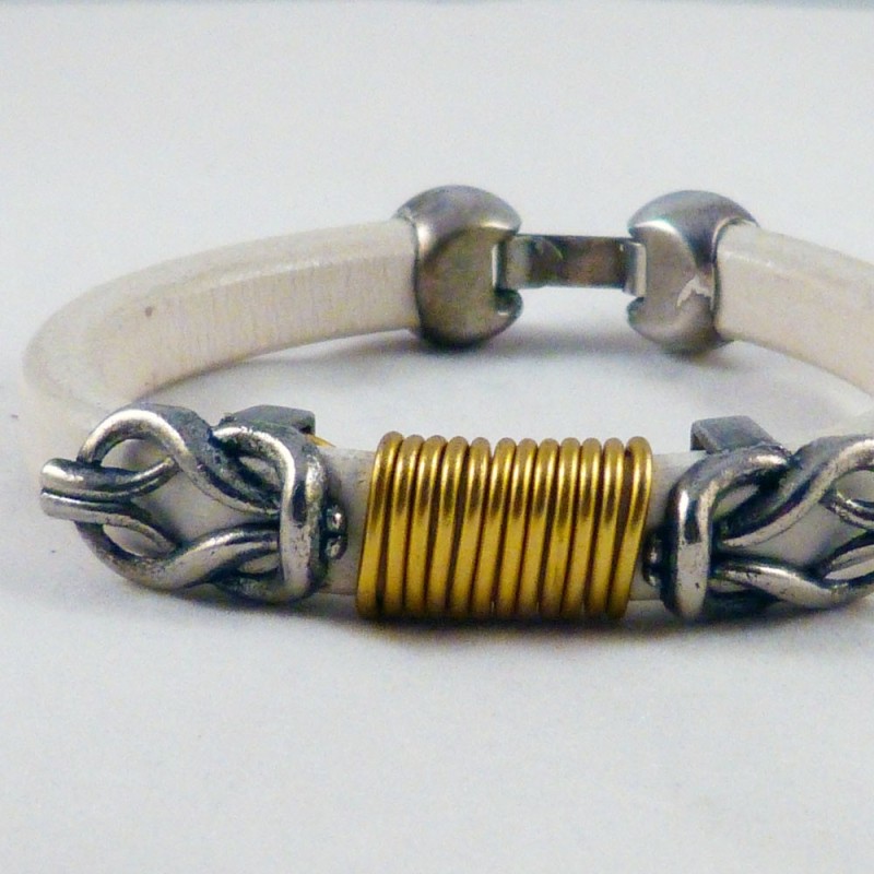 RG.PU.05. Pulsera regaliz.