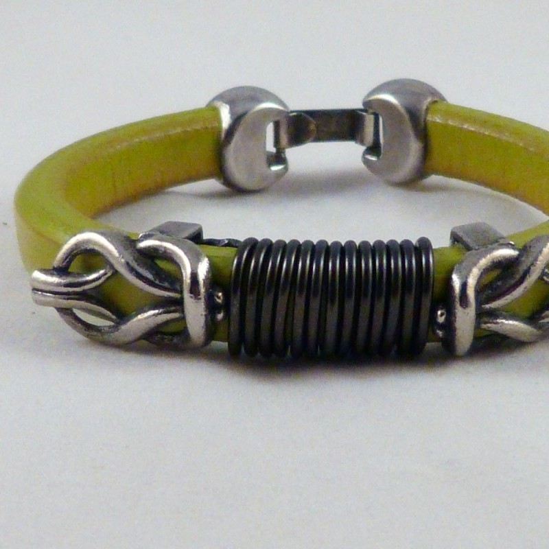 RG.PU.05. Pulsera regaliz.