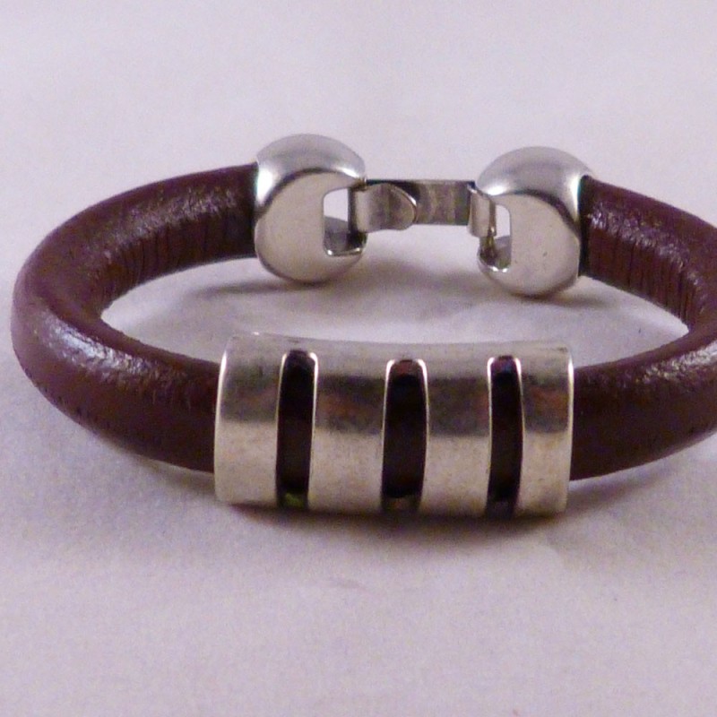 RG.PU.06. Pulsera regaliz.
