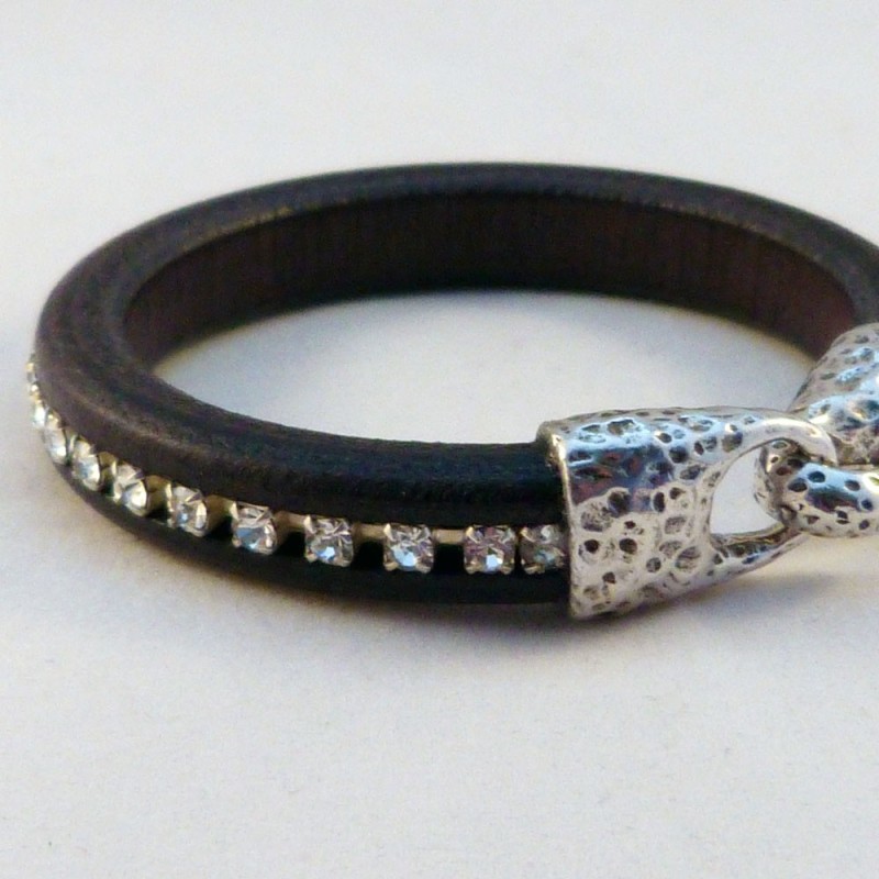 RG.PU.11. Pulsera regaliz. 2