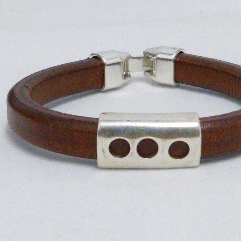 RG.PU.13. Pulsera regaliz.