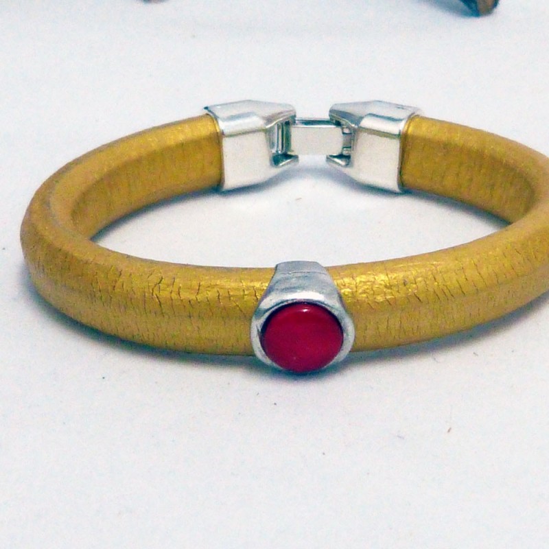 RG.PU.16.B. Pulsera regaliz.