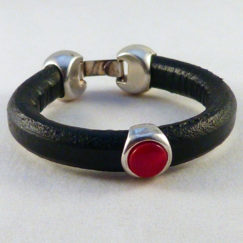 RG.PU.16.B. Pulsera regaliz.