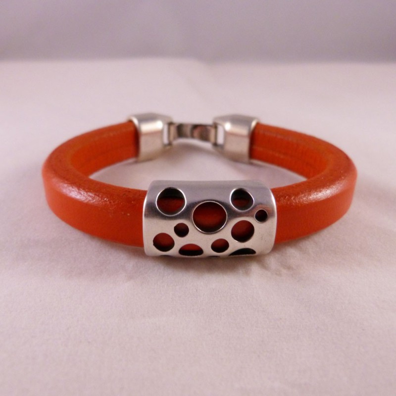 RG.PU.17. Pulsera regaliz.
