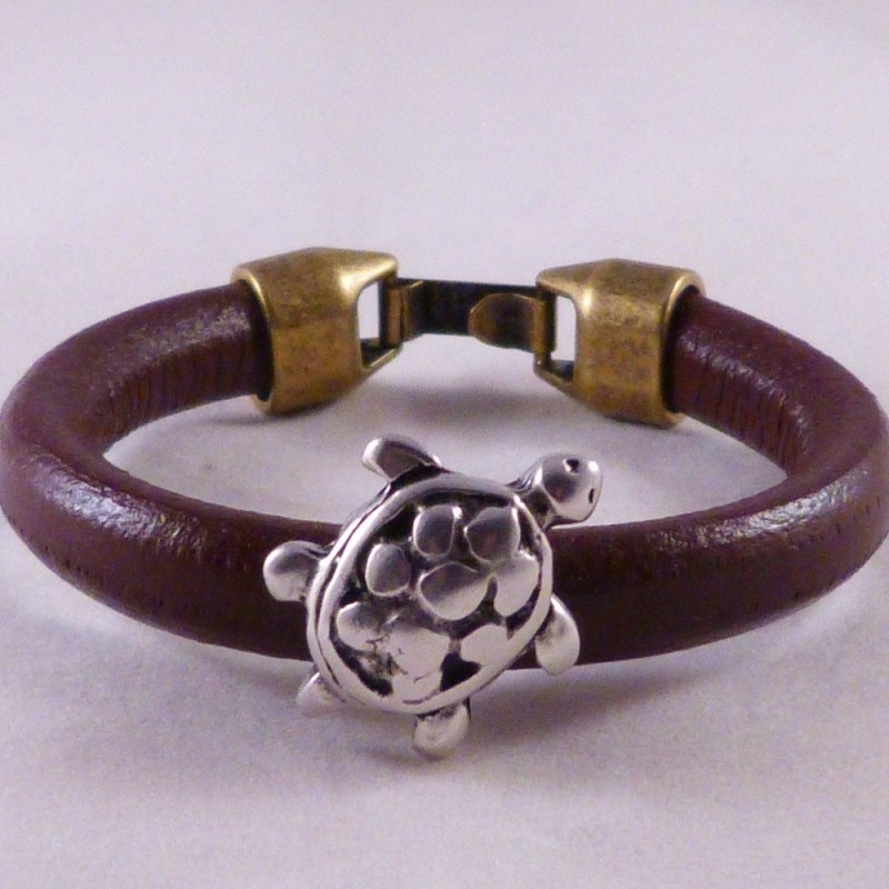 RG.PU.18. Pulsera regaliz.