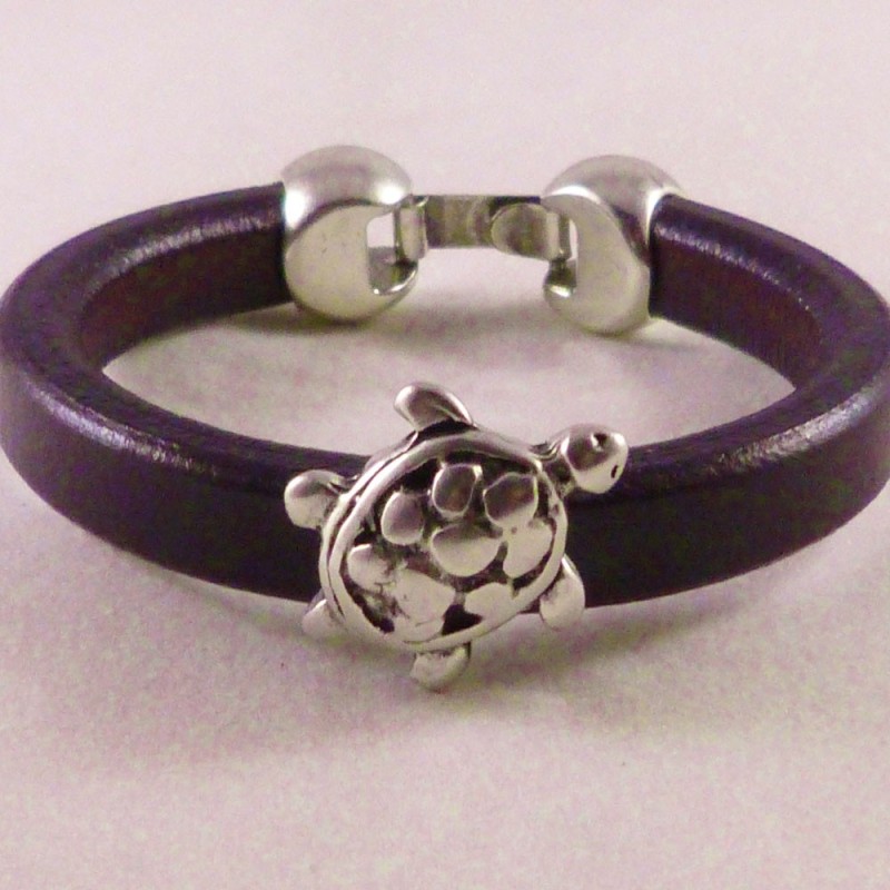 RG.PU.18. Pulsera regaliz.