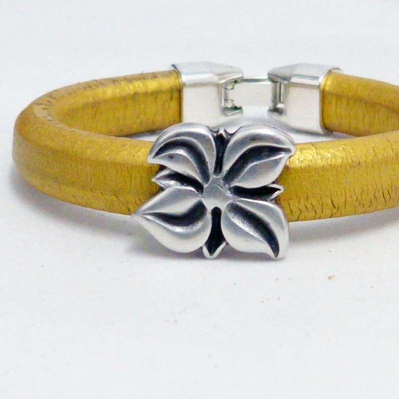 RG.PU.20.A. Pulsera regaliz.