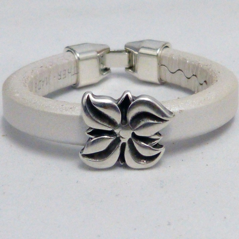 RG.PU.20.A. Pulsera regaliz.
