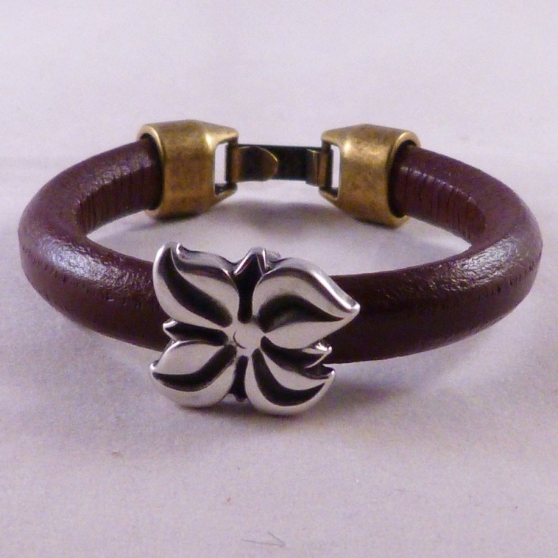 RG.PU.20.A. Pulsera regaliz.