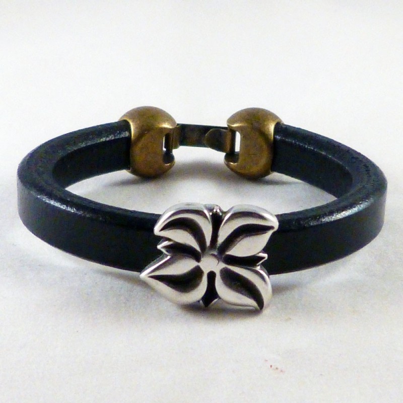 RG.PU.20.A. Pulsera regaliz.