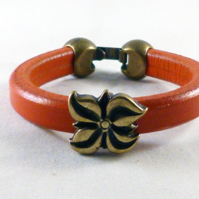 RG.PU.20.B. Pulsera regaliz.