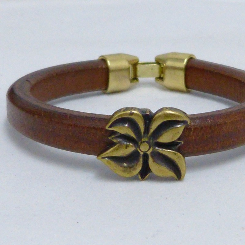 RG.PU.20.B. Pulsera regaliz.