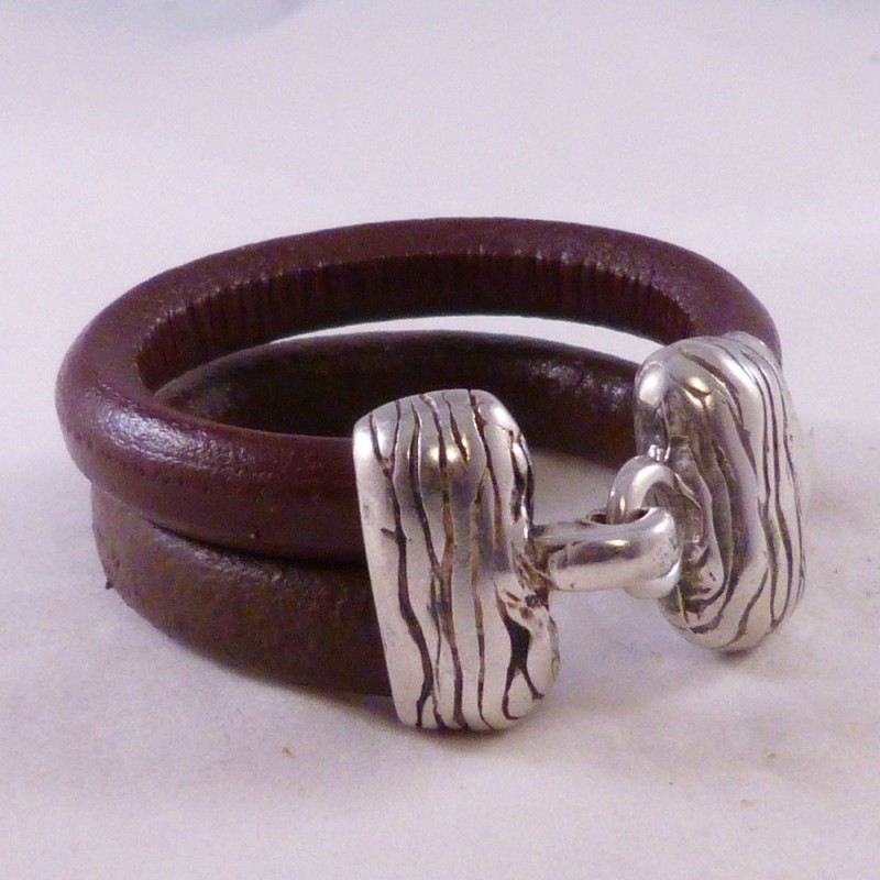 RG.PU.22. Pulsera regaliz.