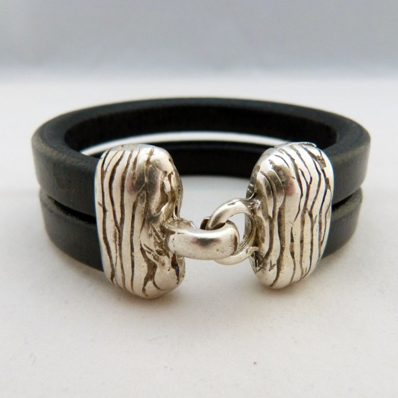 RG.PU.22. Pulsera regaliz.