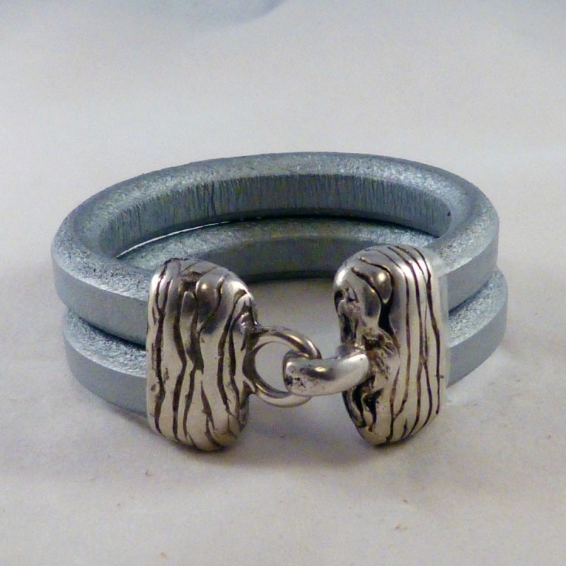 RG.PU.22. Pulsera regaliz.