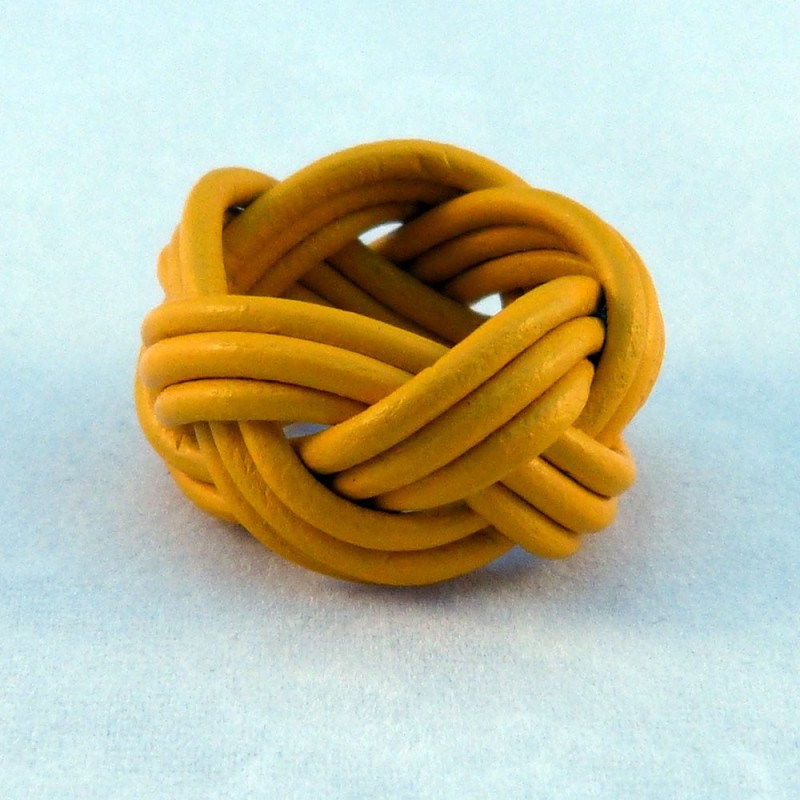 CU.AN.02. Anillo cuero.